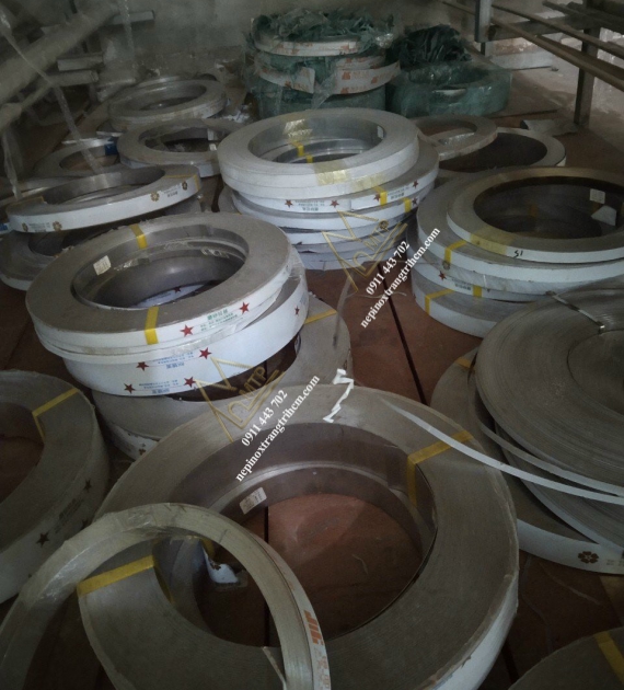 NẸP INOX LA CUỘN 15mm