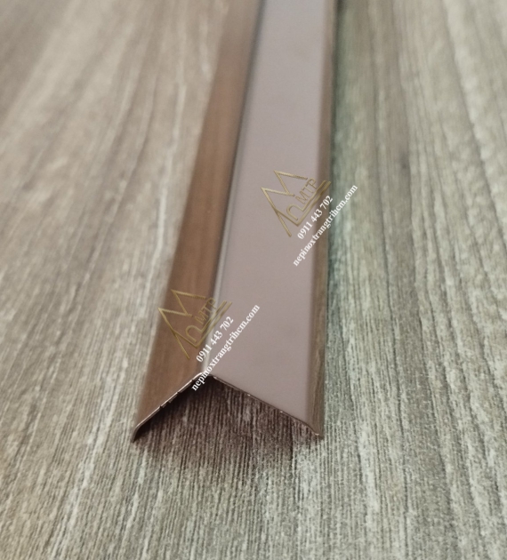 NẸP INOX CHỮ V